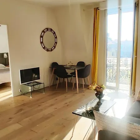Floor Nest, Balcony Close To Sea And Old-town * ニース