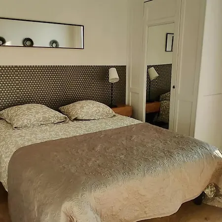 Floor Nest, Balcony Close To Sea And Old-town Daire *