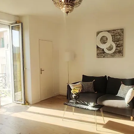 Floor Nest, Balcony Close To Sea And Old-town *